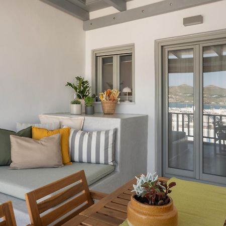 Caper-2 Bedroom Traditional Home With Amazing View Náousa Eksteriør billede