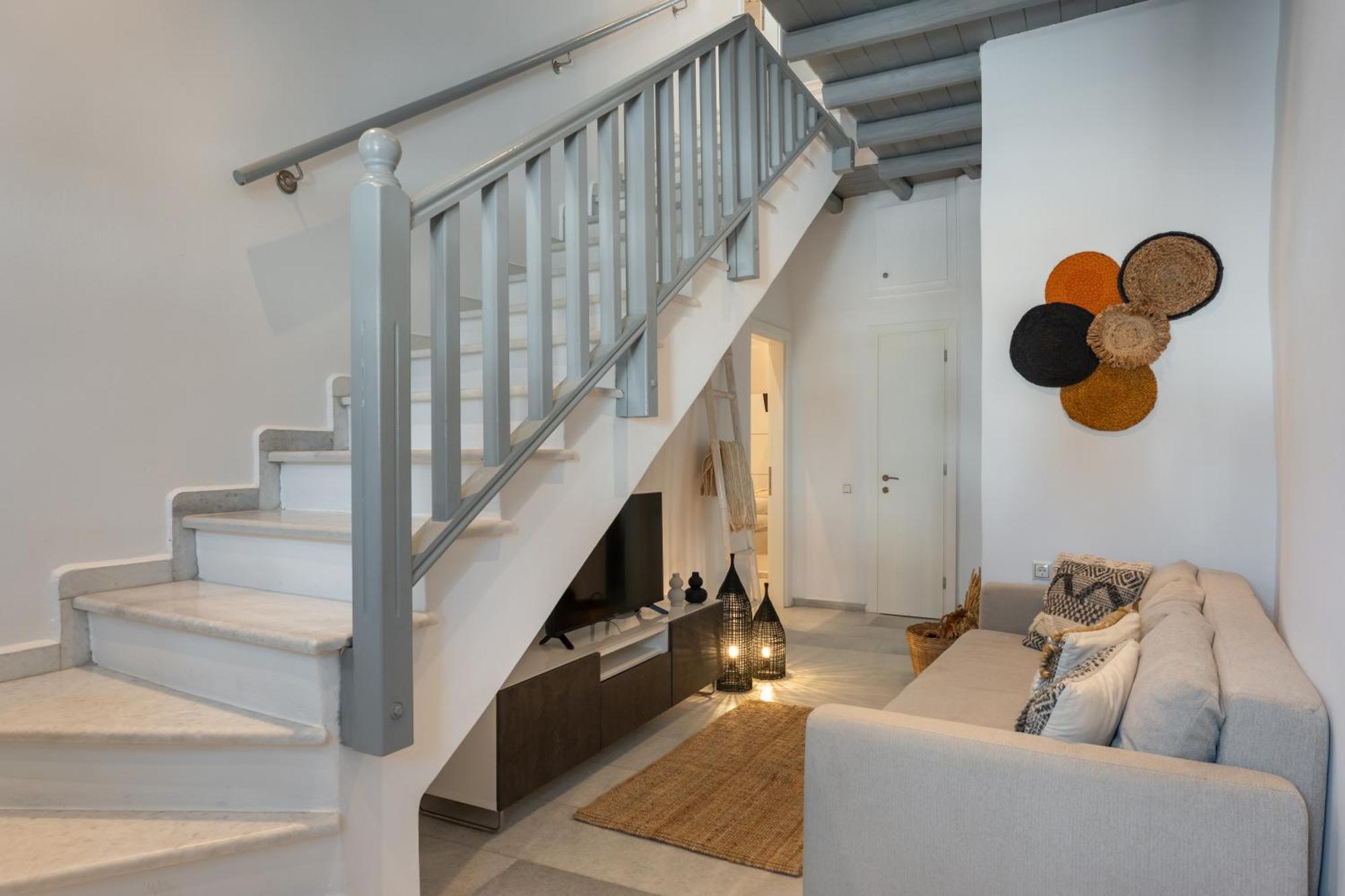 Caper-2 Bedroom Traditional Home With Amazing View Náousa Eksteriør billede